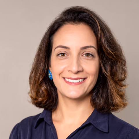 Fabrícia Loschiavo