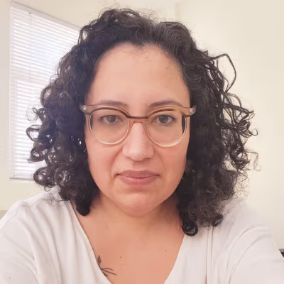ÉRIKA MENDONÇA
