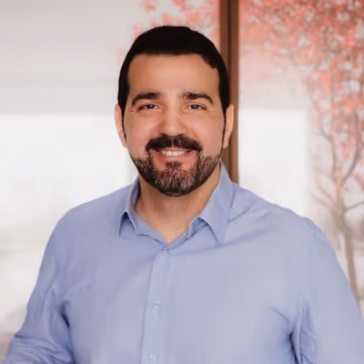 LEONARDO MACHADO